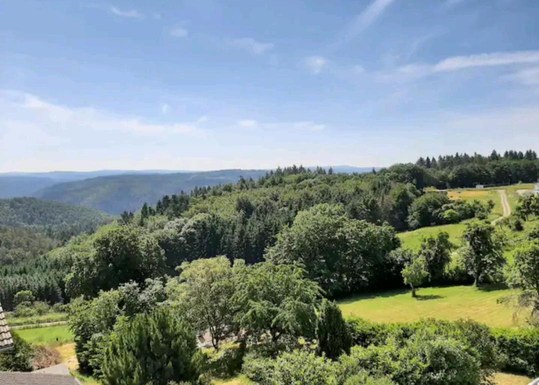 Апартаменты Ferien In Der Eifel Berg  Экстерьер фото